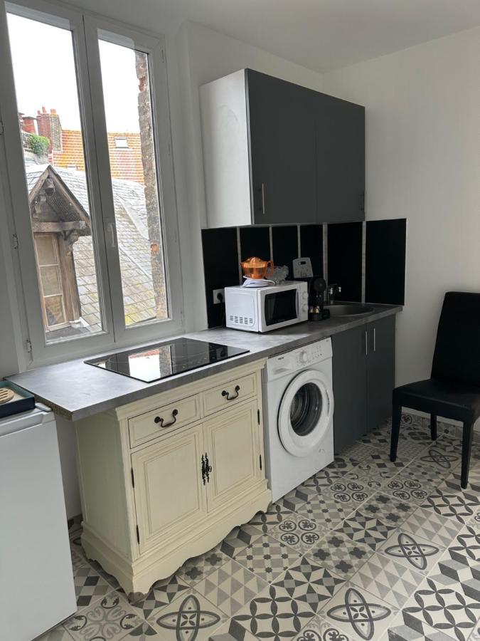 Des Beaux Appartements Deluxe Dieppe Exterior photo