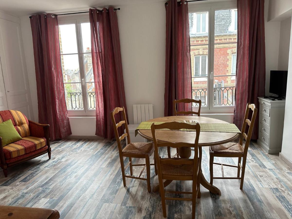 Des Beaux Appartements Deluxe Dieppe Exterior photo