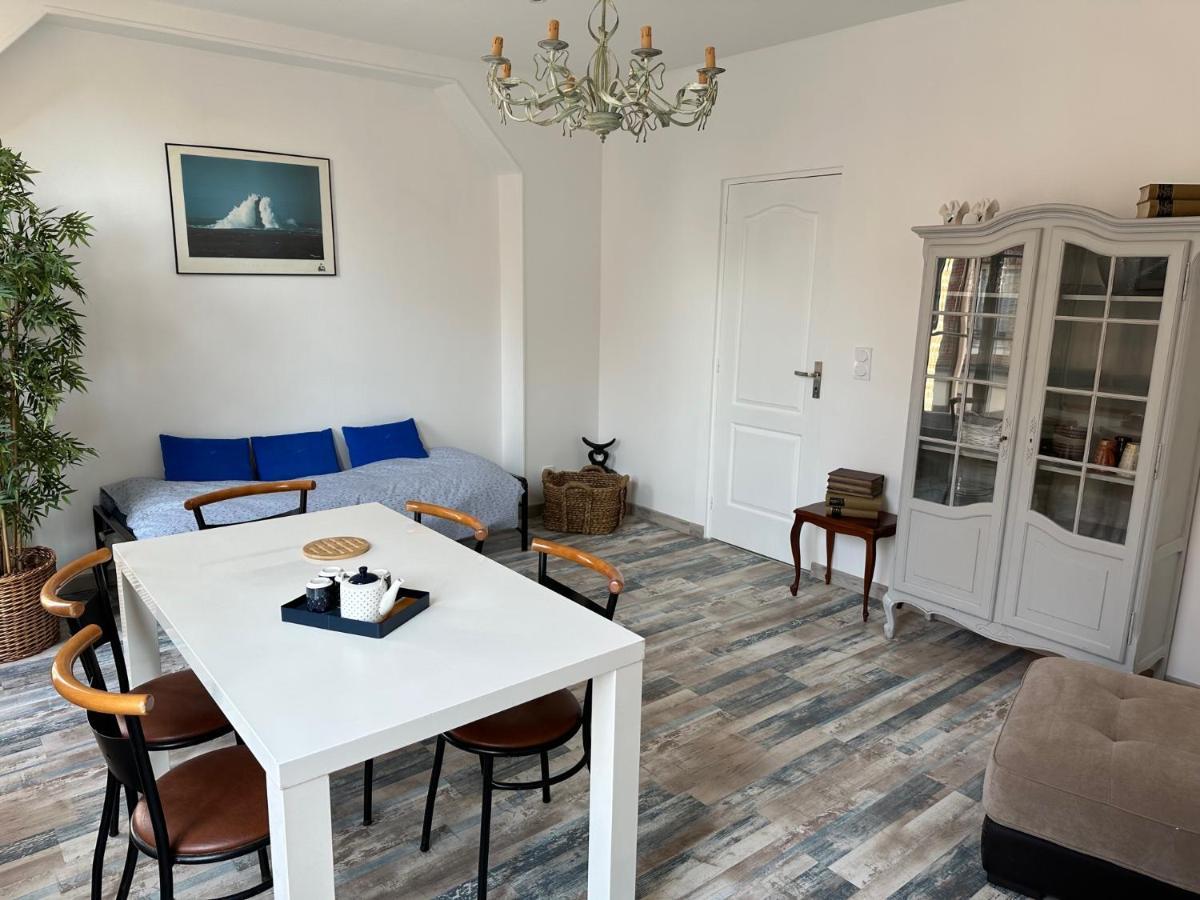 Des Beaux Appartements Deluxe Dieppe Exterior photo