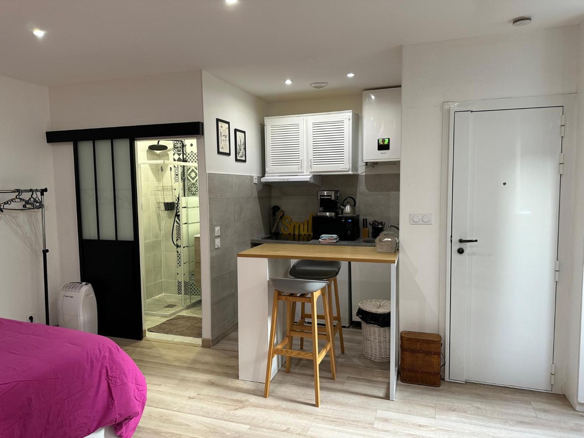 Des Beaux Appartements Deluxe Dieppe Exterior photo